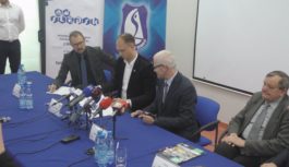 Nowa liga, nowy sponsor, nowy trener