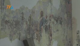 Freski w starej kaplicy przy Pułaskiego: odkrycie bada konserwator zabytków. Freski w starej kaplicy przy Pułaskiego: odkrycie bada konserwator zabytków.