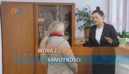 Biorą z …samotności.