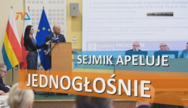 Sejmik jednogłośnie apeluje.